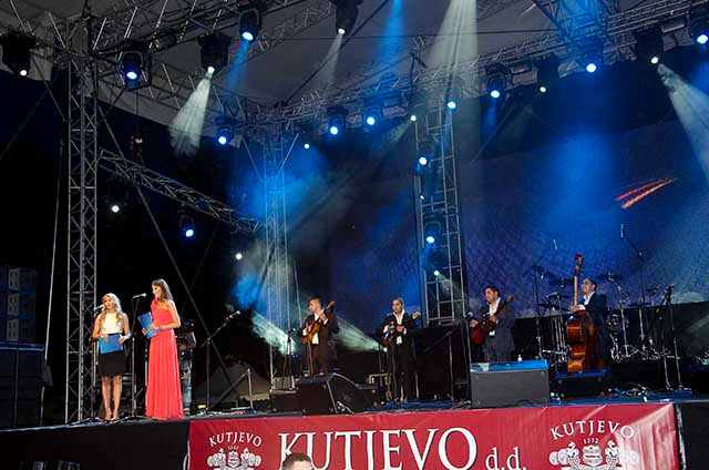 Tamburica fest 2012 na Petrovaradinskoj tvrđavi