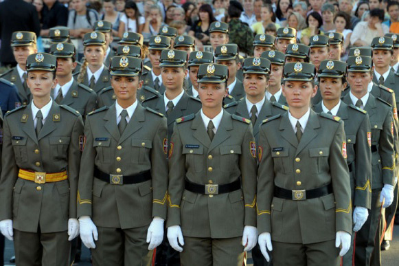 Promocija nove klase potporučnika vojske Srbije